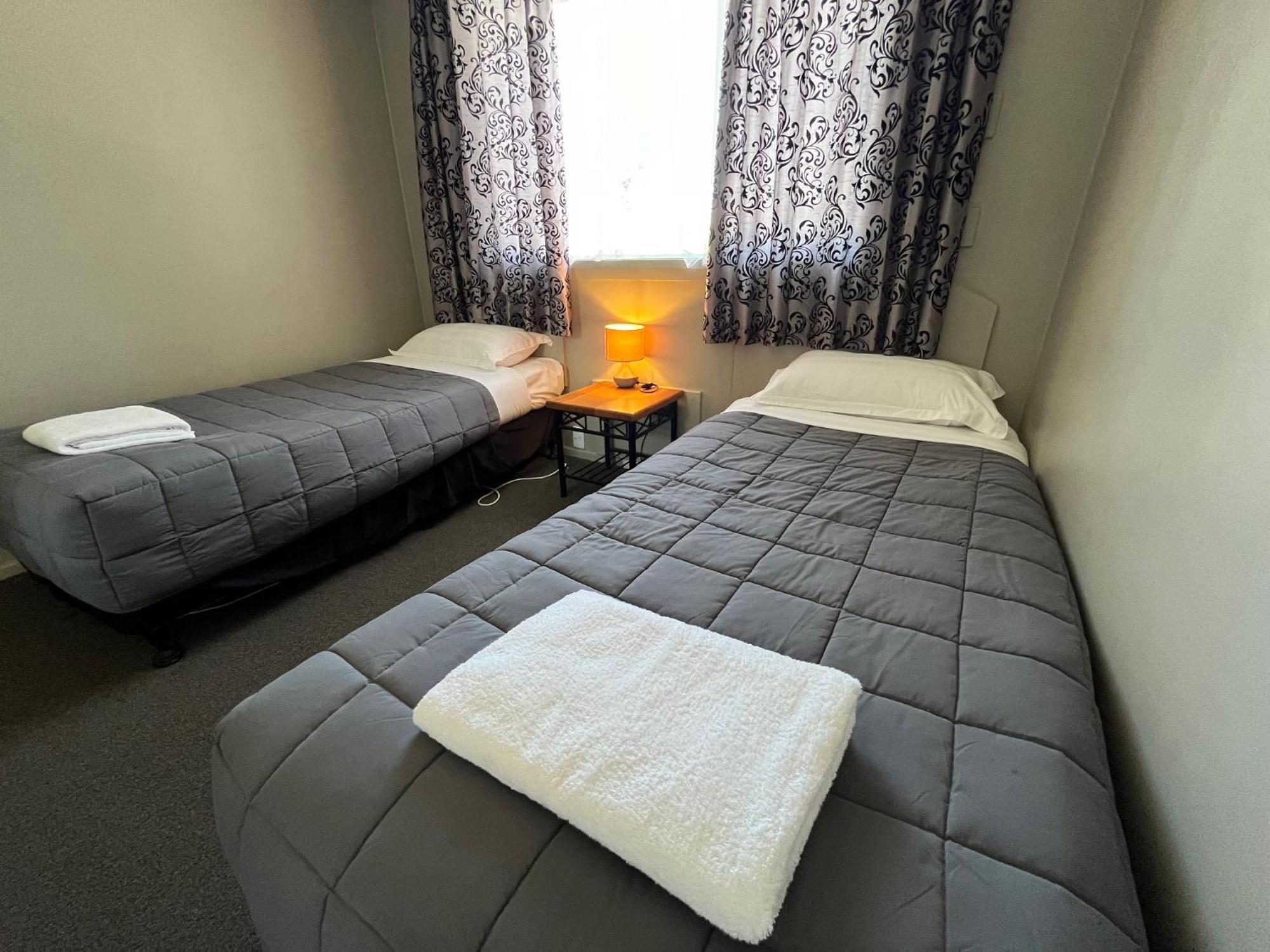 Manuka Crescent Motel Wanaka Eksteriør bilde