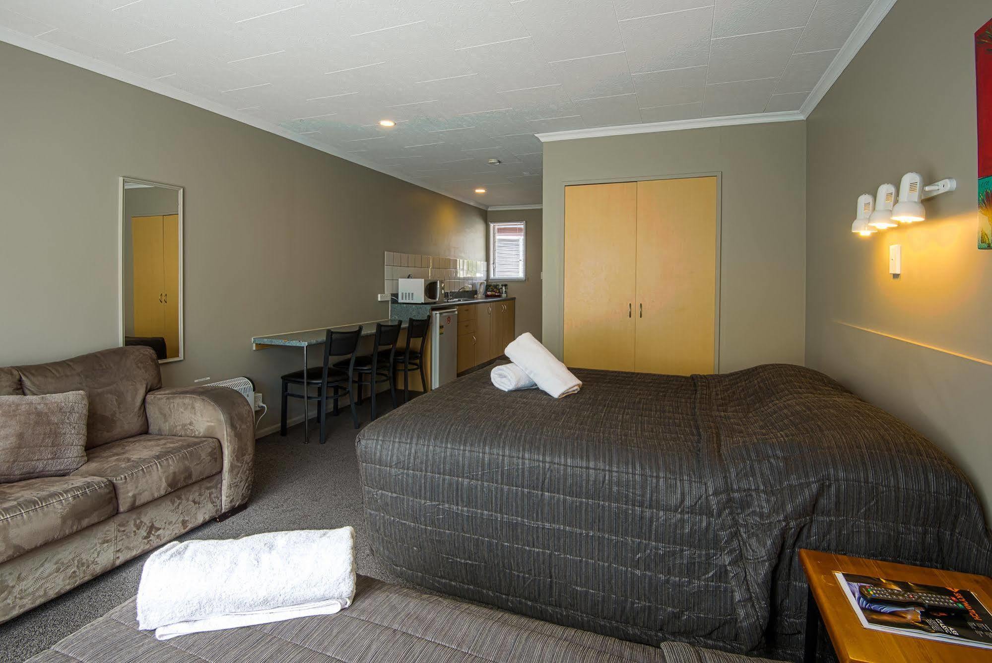 Manuka Crescent Motel Wanaka Eksteriør bilde