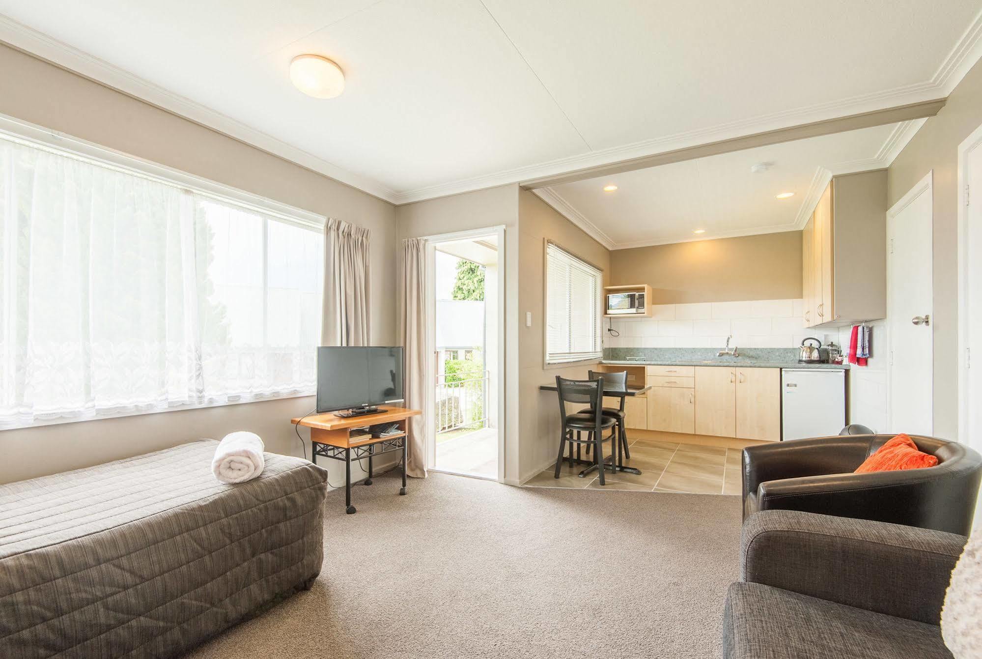 Manuka Crescent Motel Wanaka Eksteriør bilde